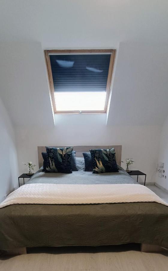 Agreable Chambre Double Avec Salle D'Eau Privative Le Mesnil-Theribus Eksteriør bilde